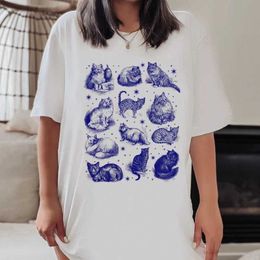 Men's T-Shirts Cat Star Print Womens Mystic T-Shirts Cute Cottagecore Aesthetic T Shirt Oversized Vintage Graphic Top Light Academia Clothes T240510