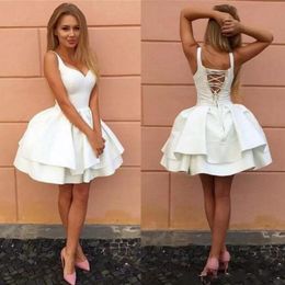 Simple White Short Prom Dresses Satin Ruffles Off Shoulder Knee Length Short Homecoming Party Dress Custom Made robes de soiree 2305