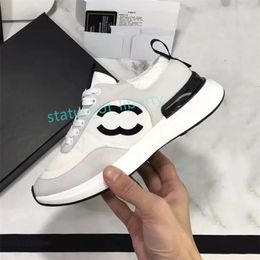Shoes Designer Luxury Womens Casual Outdoor Running Shoes Reflective Sneakers Vintage Suede Leather and Men Trainers Fashion Derma f7