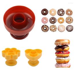 Baking Moulds 1 PC DIY Tool Donuts Maker Mold Food Grade Plastic Doughnuts Cutter Fondant Decor Cake Bread Desserts Bakery Mould