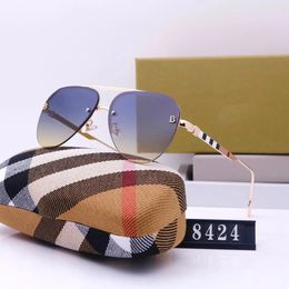 2024 Designer Sunglasses For Mens Womens Classic Luxury Brand Fashion Design Sunglasses Sunscreen Radiation Level Trend Sunglasses With Box 8424