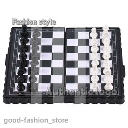 Luxury Fashion Outdoor Games Activities 1set Mini Designer International Chess Folding Magnetic Plastic Chessboard Board Game Portable Kid Toy Drop 600