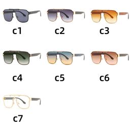O occhiali da sole stilisti per donne Trend esterno Classico protezione UV RETRO Flat Metal Teacs Square Eyewear Men Brand Occhiali da sole Wlessales Moq = 10