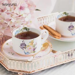 Mugs European Exquisite Ceramic Cup Bone China Couple Coffee Creative Personality Trend Large Capacity Retro Ethnic Home