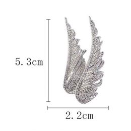 Pins Brooches Pins Brooches Rhinestone Crystal Angel Wings Brooch Suit Female High-End Niche Design Pin Glitter Feather Collar Fashio Dhnsb