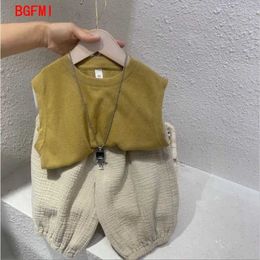 Clothing Sets 1-9 Korean Baby Boys and Girls Soft and Thin Casual Short Sleeves+Short Sleeve Set Cotton Linen Breathable Plaid 2-piece Set d240514