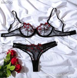 Bras Sets Underwear Sexy Flower Embroidery Underwear Transparent Lace Short Skin Care Set Exquisite Fairy Set Womens 2 Pieces XW