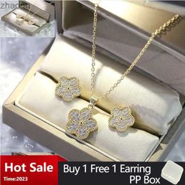Earrings Necklace Lucky Shining Clover Necklace Earring Jewellery Set with Stone New 18K Gold Plated Butterfly Heart shaped Pendant Necklace XW