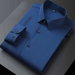 Men's Dress Shirts Mens long slved shirt blue elastic print wrinkle resistant business and leisure inner and outer shirt Y240514