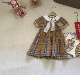 Top Princess dress Short sleeved doll collar baby skirt Size 90-140 CM kids designer clothes Checker design girls partydress 24April