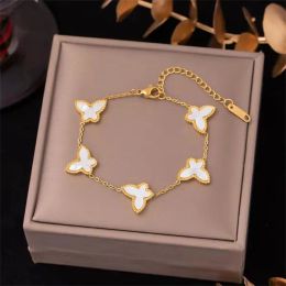 vanclefJewelry Vintage Lucky Pendant Necklace clover bracelet for woman Designer 18k Gold Plated White Mother of Pearl Butterfly Charm Short Chain Choker Jewelry