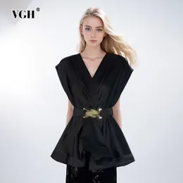 Women's Blouses VGH Solid Patchwork Belt Casual Shirts For Women V Neck Sleeveless Minimalist Tunic Female Clothing Fashion Style