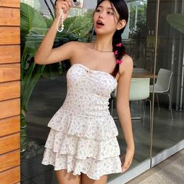Basic Casual Dresses TARUXY Frill Floral Dress For Women Fashion Backless One-shoulder Splice Strapless Slim Birthday Party Swt Short Dress Female Y240509
