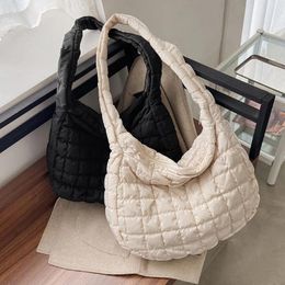 Storage Bags Winter Lattice Pattern Shoulder Bag Space Cotton Handbag Large Capacity Woman Tote Down Feather Padded Shopping