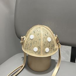 Luxury Diamonds mushroom Basket Bag Designer Women Handbag Female Rhinestone Shoulder Crossbody Bag Evening Bucket Purse For Girls Party Cluth Wallets