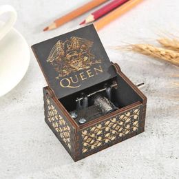 Decorative Figurines Carved Wood Manual Music Box Retro Delicate Hand Cranked Kids Birthday Gift Home Party Ornament Decoration Gifts