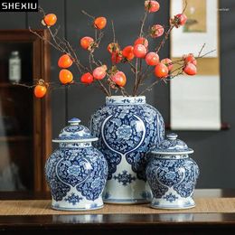 Storage Bottles Classical Blue And White Porcelain Jar With Lid Tea Canister Candy Pots Ginger Desk Decoration Flower Arrangement