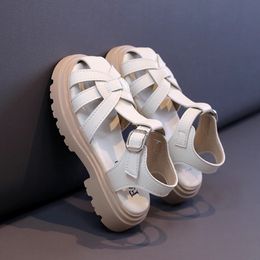 Girls Covered Toes Sandals Summer Boys Soft Sole Breathable Black Beach Shoes Kids Fashion Casual Flats Korean 240509