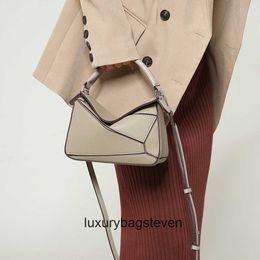 Loeiwe High end Designer Puzle bags for womens Geometry Bag 2024 New Mini Pillow Bag Classic Handheld Shoulder Diagonal Straddle Bag for Women Original 1:1 with logo