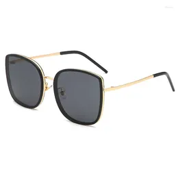 Sunglasses 2024 Korea Women Classic Fashion Large Frame Alloy Sun Glasses Lady Vintage Goggles Sunglass Eyewear Oculos