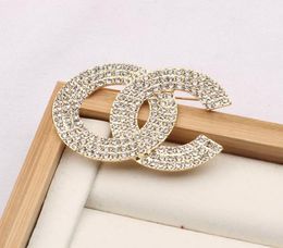 20style Luxury Women Designer Brand Brooches 18K Gold Plated Crystal Rhinestone Jewellery Leather Brooch WoMen Marry Wedding Party A2075739