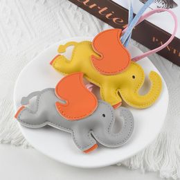 Candy Color Pu Leather Elephant Model Keychain Key Chains Ring Holder Fashion Designe Keychains for Porte Clef Gift Men Women Car Bag Pendant Accessories No Box