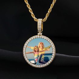 Pendant Necklaces Custom Memory Jewelry Luxury 32Mm 10K Real Yellow Gold Prong Setting Natural Diamond Iced Out Picture Necklace Po Dr Dhuiy