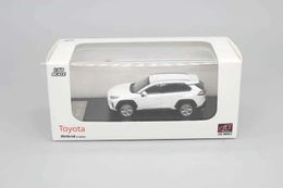 Diecast Model Cars LCD alloy 1/64 sports car model RAV4 proudly displays the 4th generation Hybrid VA40 static accessories collection gift T240513