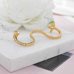 Brand Westwoods Saturn Double Zircon S-shaped Ring Light Luxury Style Three Finger One Piece Fashion Versatile Nail X8JQ