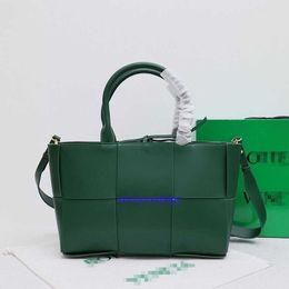 Candy/Mini/Small Arco Tote Bag Handbag Crossbody Bag BotegaVebeta Intreccio Leather Tote Bag Single Detachable Interior Zipped Pocket Leather String Closure ILS2