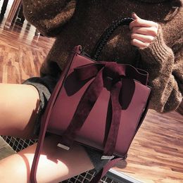 Shoulder Bags 2024 Fashion Women's Leather Bag Leisure Versatile Messenger Frosted Simple Handbag Tote