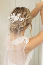 Wedding Hair Jewellery Lace Applique Wedding Veil with Pearls 2022 New Tulle Cut Eage Bride Headpiece Bridal Accessories Fascinator