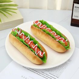 Keychains Simulated American Dog Model Creative Fashion DIY 1:1 Sausage Food Fun Decoration Pography Props Ornaments Gift Cute