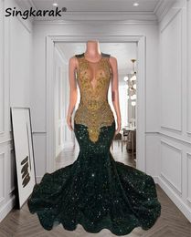 Party Dresses Sparkly Green Long Prom Dress 2024 For Black Girls Gold Beads Crystals Rhinestones Sequins Gown Evening Gowns Birthday