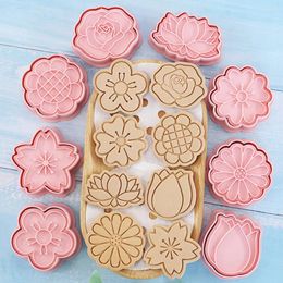 Baking Moulds 8Pcs Flower Shape Cookie Cutter Set For Kids 3D Plastic Mold Biscuit Embosser Stamp Kitchen Accessories Tools
