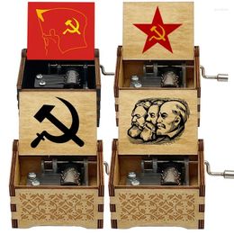 Decorative Figurines Song L'Internationale Music Box Hand-operated Type Wooden Gift For Senior Friends Father Mother Grandfather Home