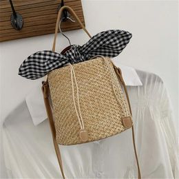 Shoulder Bags Women Summer Straw Rattan Small Bucket Fashion Vacation Casual Handbags Ladies Designer Elegant Messenger Bag Sac