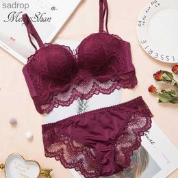 Bras Sets Comfort Gathering Sexy Bra Set Push Up Bra Ring free lace edge Massage Palm Cup Bra+Set Lingerie Femme 75C 80C 85C XW