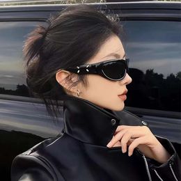 Designer Sunglases Maggie GM collaborates with the same style of windproof street photography glasses, cool men's and women's spicy girls' sunglasses, UV resistant MM03