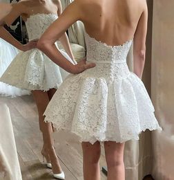 A-Line Short Wedding Dresses 2024 Strapless Lace Open Back Ball Gowns Bride Party Dress for Women Button Bridal Wear Vestido De Noiva