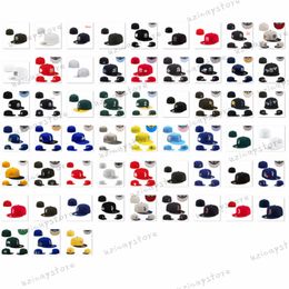 32 Team Baseball Fitted Sport Caps Wholesale Classic Flat Full Closed Football Hats Men's Fashion Summer Snapback Size 7- 8