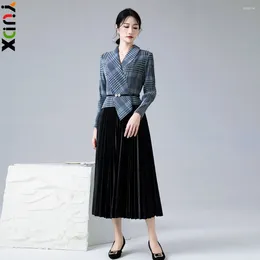 Casual Dresses YUDX Miyake Pleated Suit Collar Women's Dress Fashion Temperament Slim Tie French Skirt 2024 Autumn And Winter