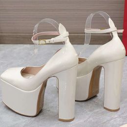Dress High Ultra Patent Leather Waterproof Platform Thick Heel Sandals 155Mm Square Head Womens Designer Wedding Shoe White Factory Shoes s comfort