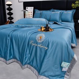 Quilt de resfriamento de verão 4pcs Conjunto com travesseiro de lençol de cama Pronha leve de ar condicionado suave Trope Tonet Fin Comforter Suit 240514