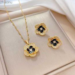 Earrings Necklace Classic black micro shop tea flower necklace and earring combination fashionable and classic dinner set stainless steel set XW