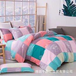 Bedding Sets 3/4 Pcs Set Nordic Fashion Strawberry Lattice Printing Duvet Cover Bed Sheet Pillowcases For Single Double Quilt Covers
