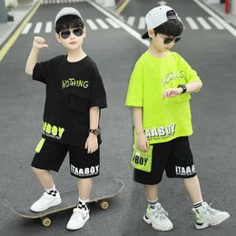 Clothing Sets 2024 New Fashion Summer Youth Boys Clothing 3-12 Korean Leisure T-shirt Shorts 2PCS Set Fun Cartoon Sportswear d240514