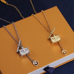 Designer jewelry monogram small case combination necklace Popular fashion necklace