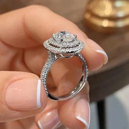 Wedding Rings 2024 Trend Eternity For Women Inlaid Cubic Zirconia Elegant Oval Shape Band Engagement Jewellery