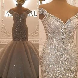 Meerjungfrau Brautkleider V-Ausschnitt von Schulterdesign Perlen Kristall Applizes Customized Braut Court Gown Vestidos de Novia